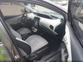 Photo 5 of 16 — 2016 Toyota Prius