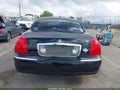 Photo 16 of 16 — 2007 Lincoln Town Car