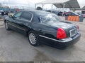 Photo 3 of 16 — 2007 Lincoln Town Car
