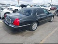 Photo 4 of 16 — 2007 Lincoln Town Car