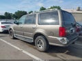 Photo 3 of 13 — 2002 Lincoln Navigator