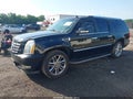 2011 Cadillac Escalade ESV — photo 2 of 15 | VIN 1GYS4HEF0BR102416