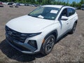 2025 Hyundai Tucson — photo 2 of 17 | VIN 5NMJBCDE5SH522809