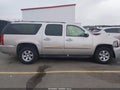2008 GMC Yukon XL — photo 13 of 16 | VIN 1GKFC16078R110943