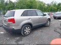 Photo 4 of 11 — 2013 Kia Sorento