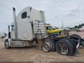 2001 Freightliner Conventional — photo 14 of 15 | VIN 1FUJAHCG41LF14874