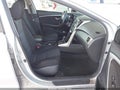 Photo 5 of 11 — 2013 Hyundai Elantra