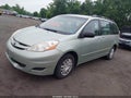 Photo 2 of 11 — 2009 Toyota Sienna
