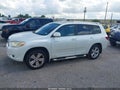 Photo 14 of 20 — 2009 Toyota Highlander