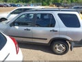 Photo 14 of 16 — 2004 Honda CR-V