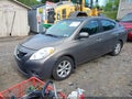 Photo 2 of 11 — 2013 Nissan Versa