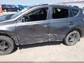 Photo 6 of 17 — 2017 Toyota RAV4