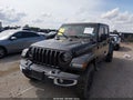Photo 2 of 16 — 2021 Jeep Gladiator