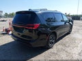 Photo 4 of 11 — 2021 Chrysler Pacifica