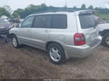Photo 3 of 12 — 2005 Toyota Highlander