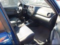 Photo 5 of 16 — 2004 Toyota RAV4