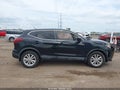 Photo 14 of 17 — 2017 Nissan Rogue Sport