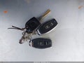 Photo 11 of 17 — 2006 Volkswagen Beetle