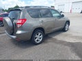 Photo 4 of 18 — 2011 Toyota RAV4
