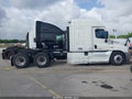 Photo 15 of 17 — 2014 Freightliner Cascadia 125