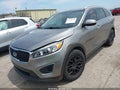 2016 Kia Sorento — photo 2 of 17 | VIN 5XYPG4A35GG089370