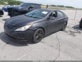 2013 Hyundai Sonata — photo 2 of 10 | VIN 5NPEC4AC2DH624484