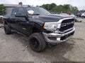 2022 Ram 2500 — photo 1 of 18 | VIN 3C6UR5CJ3NG325373