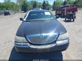 Photo 12 of 16 — 2004 Lincoln Town Car