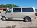 Photo 14 of 16 — 2009 Ford E-350