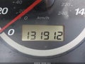 Photo 15 of 16 — 2004 Honda CR-V
