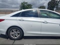 Photo 6 of 11 — 2012 Hyundai Sonata