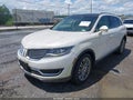 Photo 2 of 16 — 2016 Lincoln MKX