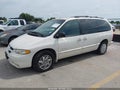 2000 Dodge Grand Caravan — photo 2 of 11 | VIN 2B4GP44G5YR824972
