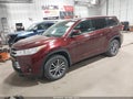 Photo 2 of 16 — 2017 Toyota Highlander