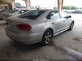 Photo 4 of 16 — 2013 Volkswagen Passat