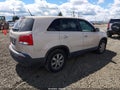Photo 4 of 11 — 2011 Kia Sorento