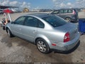Photo 3 of 11 — 2003 Volkswagen Passat