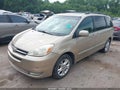 2005 Toyota Sienna — photo 2 of 14 | VIN 5TDBA22C25S031635