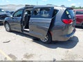 Photo 3 of 16 — 2020 Chrysler Voyager