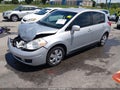 Photo 2 of 19 — 2011 Nissan Versa
