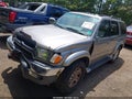 Photo 2 of 16 — 2002 Toyota 4Runner