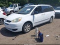 Photo 2 of 12 — 2004 Toyota Sienna