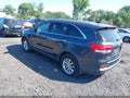 Photo 3 of 11 — 2016 Kia Sorento