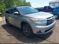 Photo 1 of 16 — 2016 Toyota Highlander