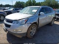 Photo 2 of 11 — 2010 Chevrolet Traverse