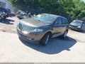 Photo 2 of 11 — 2011 Lincoln MKX