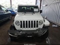 Photo 13 of 17 — 2023 Jeep Gladiator