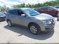 Photo 1 of 16 — 2017 Nissan Rogue