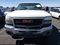 Photo 12 of 16 — 2005 GMC Sierra
