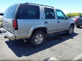 2000 Chevrolet Tahoe — photo 4 of 11 | VIN 1GNEK13R2YR157785